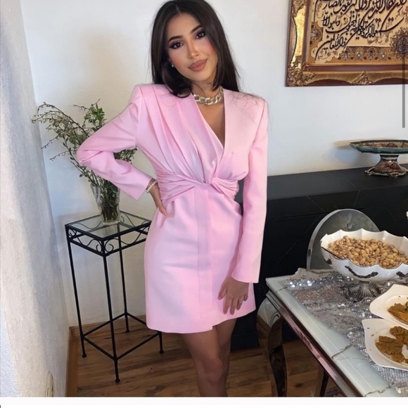 NWT ZARA Draped Blazer Dress M Blogger’s Favorite - Picture 5 of 14